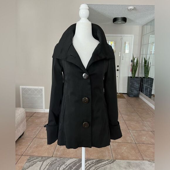 Zara Black Button-Up Jacket - Picture 2 of 11